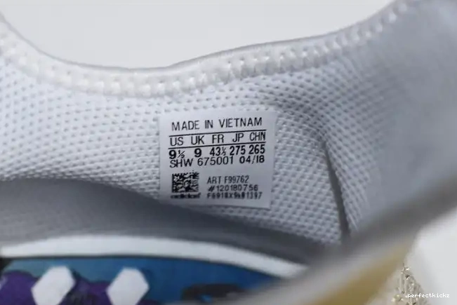 NMD F99762 HAPPY Hu Pharrell Gold adidas China 0522